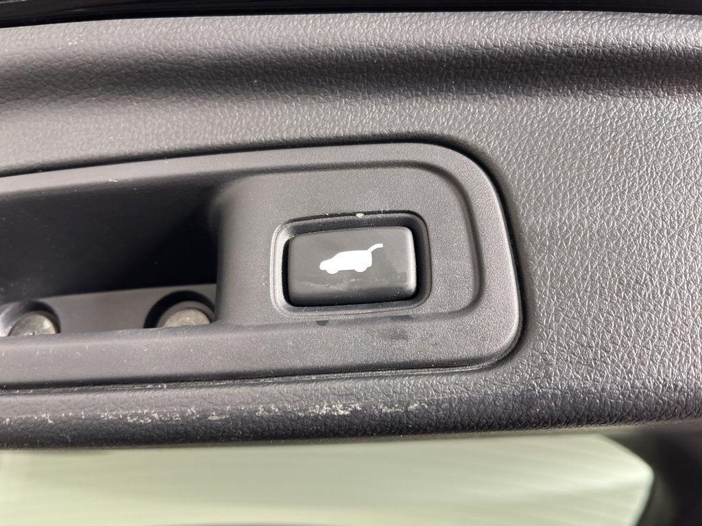 used 2022 Honda Pilot car, priced at $29,502