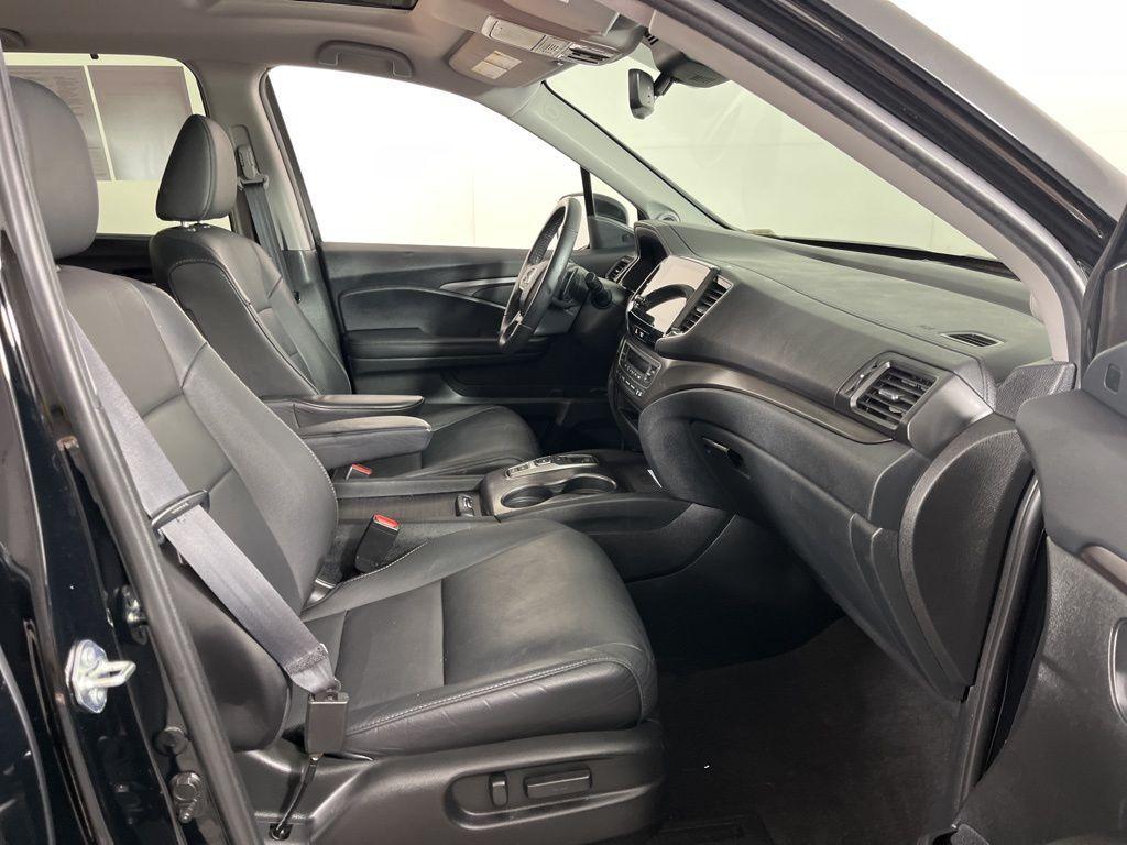 used 2022 Honda Pilot car, priced at $29,502