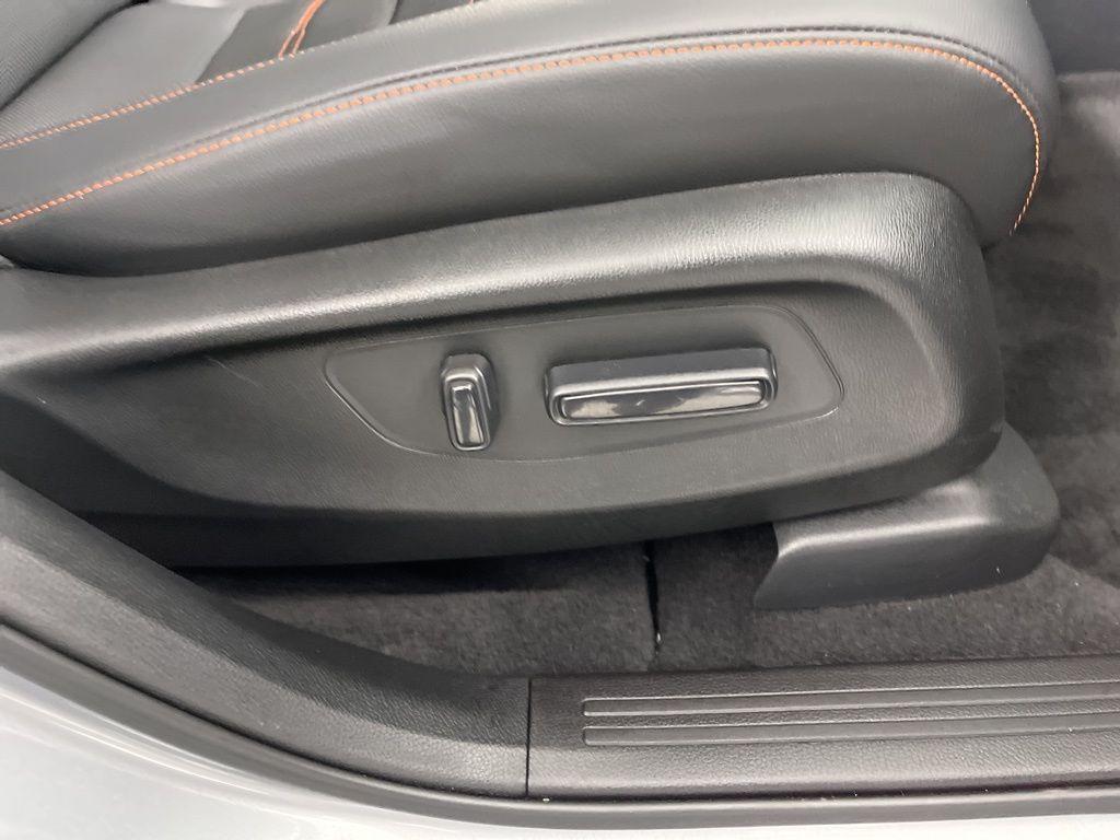 used 2025 Honda CR-V Hybrid car, priced at $37,919