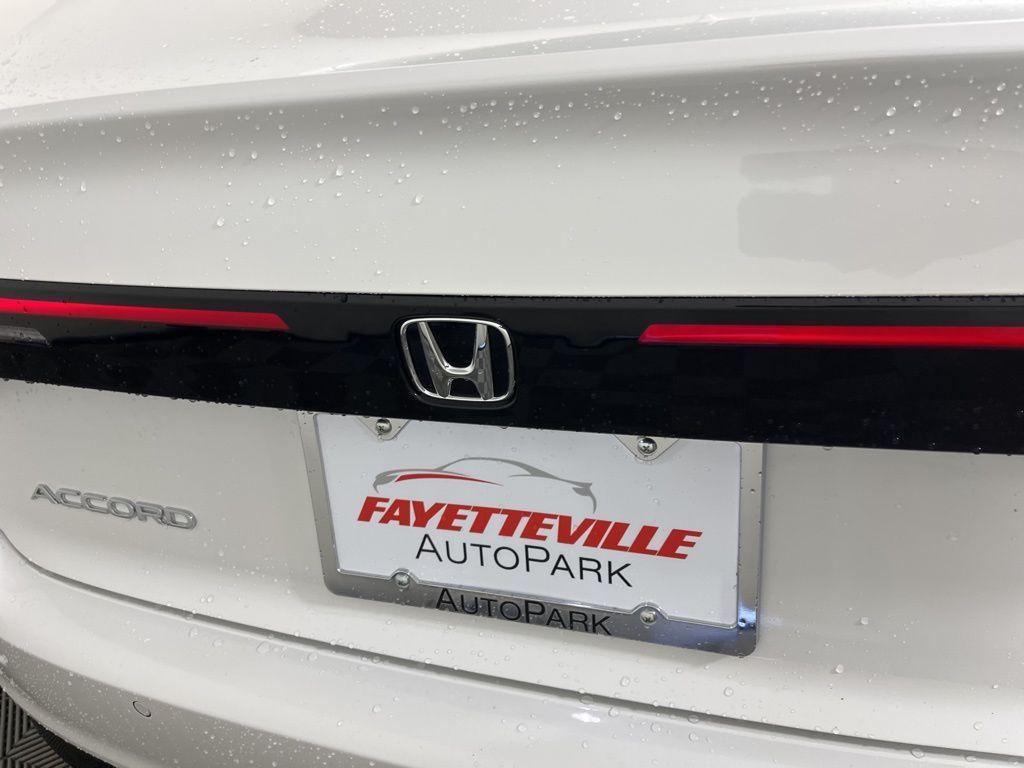 new 2025 Honda Accord Hybrid car, priced at $40,950