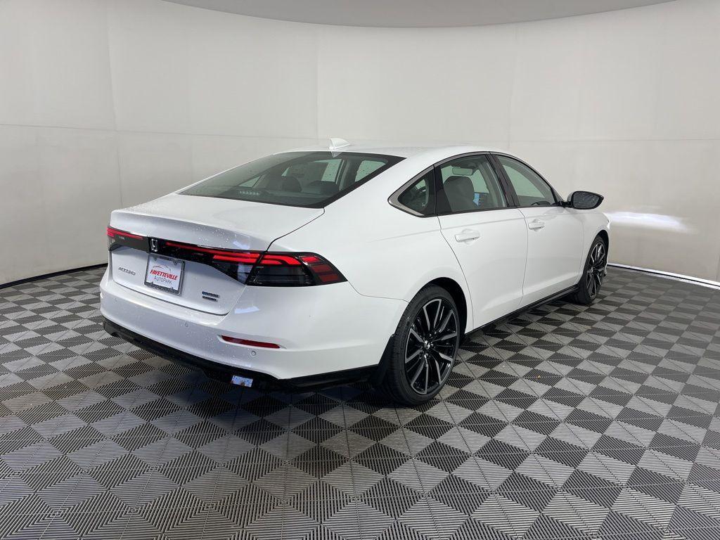 new 2025 Honda Accord Hybrid car, priced at $40,950