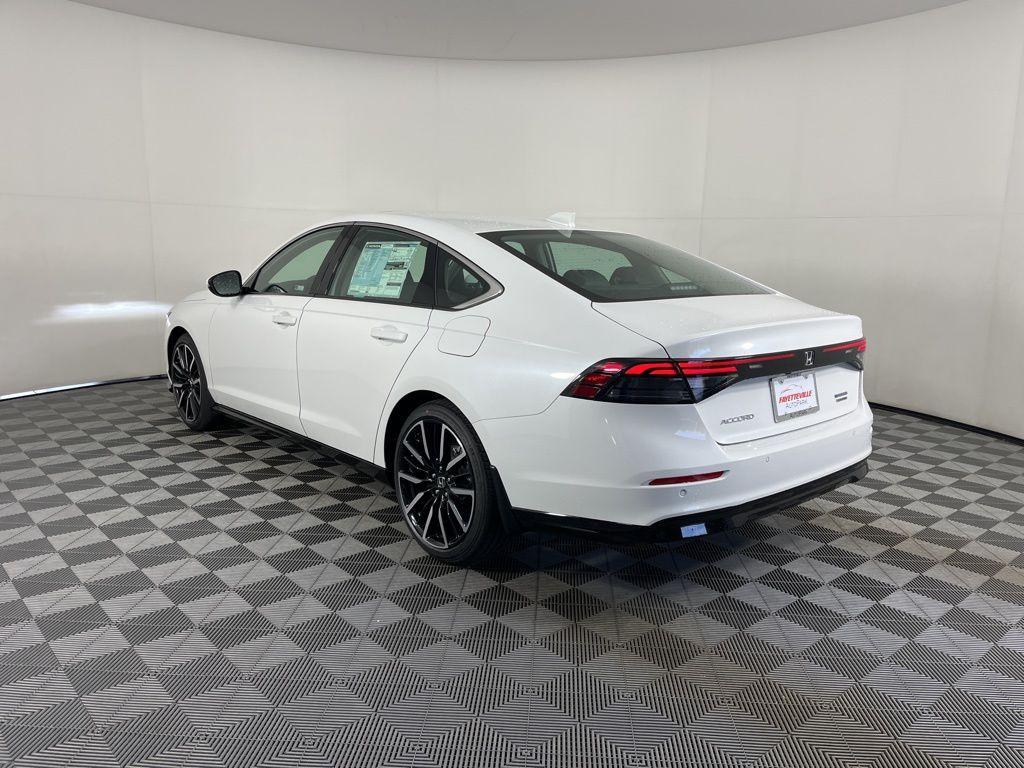 new 2025 Honda Accord Hybrid car, priced at $40,950