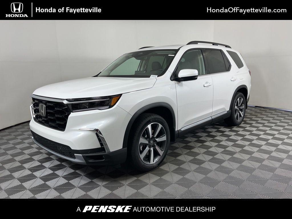 new 2025 Honda Pilot car, priced at $50,080