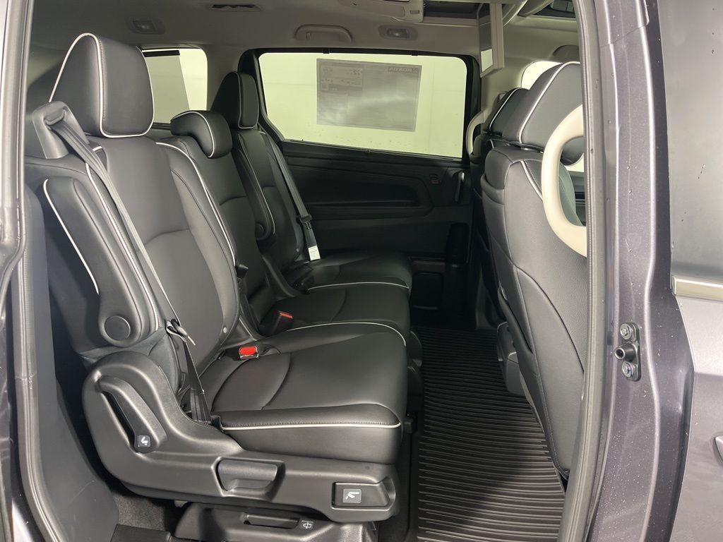 new 2026 Honda Odyssey car, priced at $48,990
