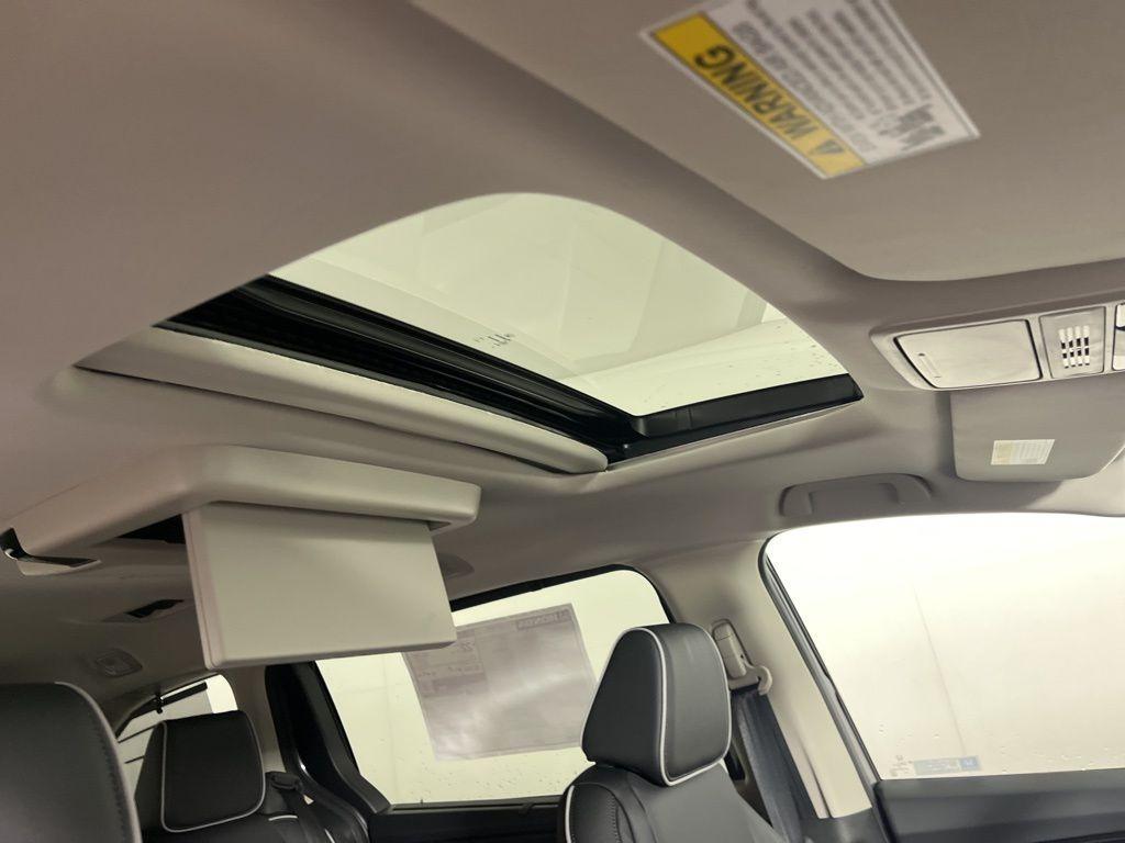 new 2026 Honda Odyssey car, priced at $48,990