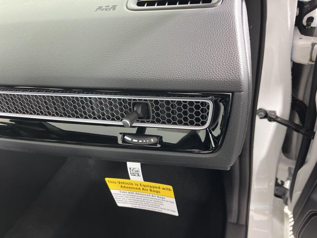 new 2025 Honda Civic Hybrid car, priced at $29,572