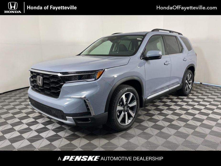 new 2025 Honda Pilot car, priced at $53,170