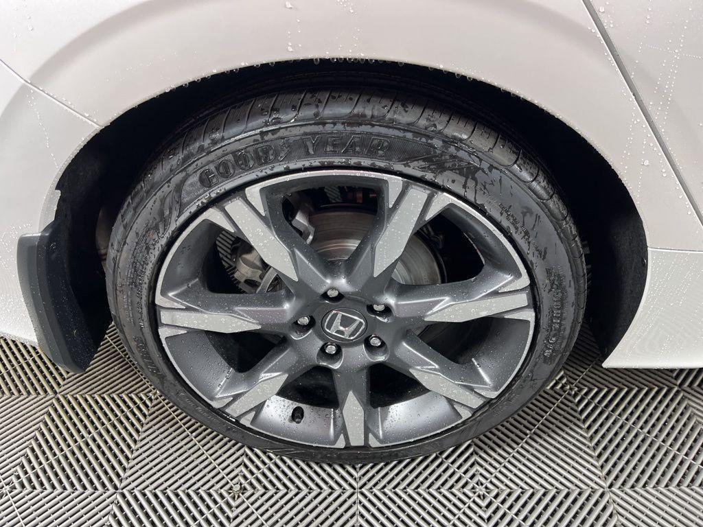 new 2026 Honda Civic Hybrid car, priced at $35,145