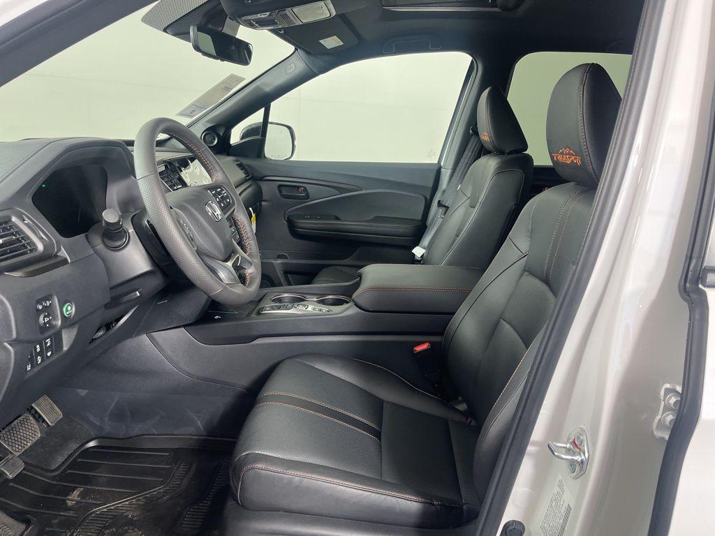 new 2025 Honda Ridgeline car, priced at $47,285