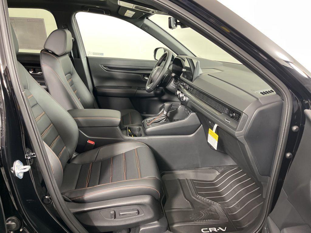 new 2026 Honda CR-V Hybrid car, priced at $40,175