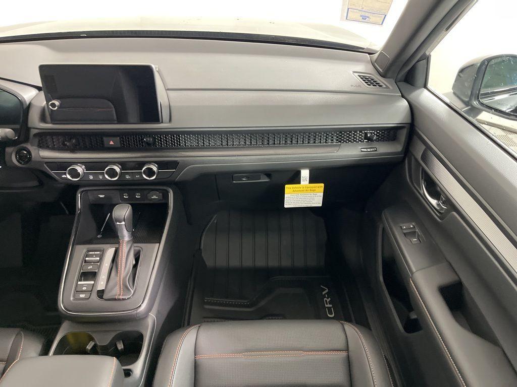 new 2026 Honda CR-V Hybrid car, priced at $40,175