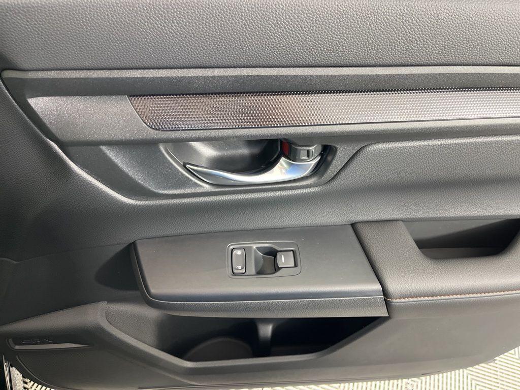 new 2026 Honda CR-V Hybrid car, priced at $40,175