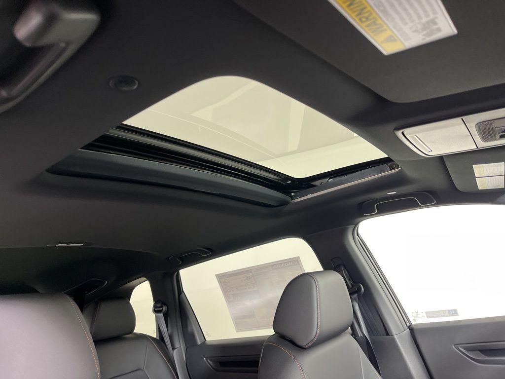 new 2026 Honda CR-V Hybrid car, priced at $40,175