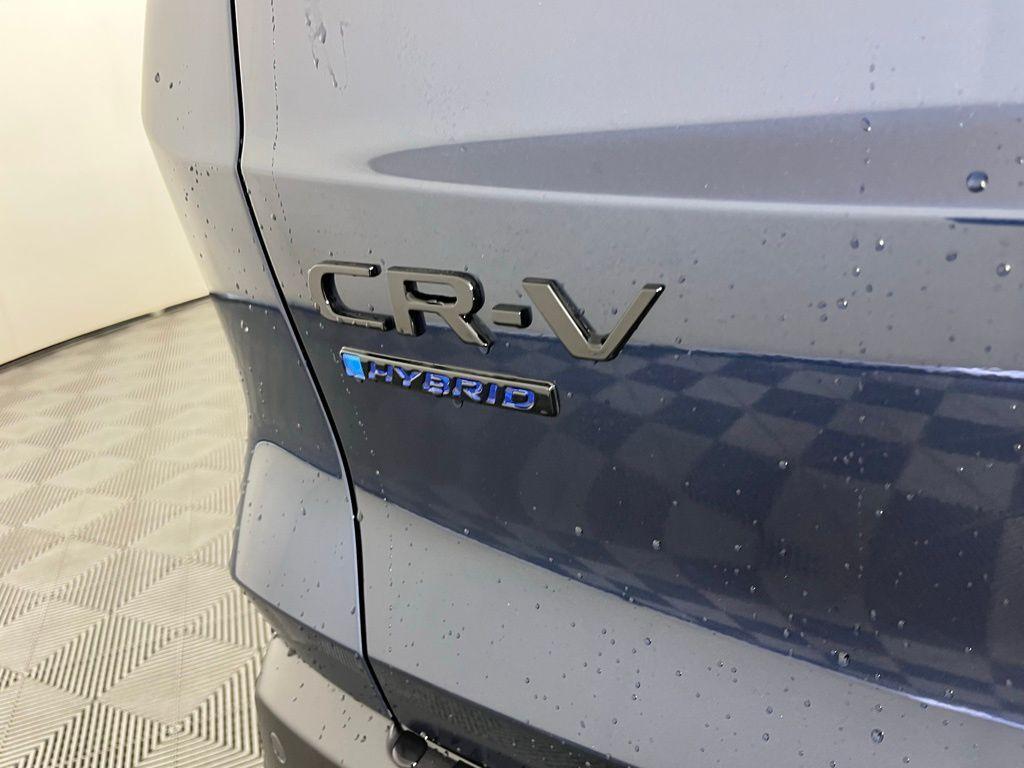 new 2026 Honda CR-V Hybrid car, priced at $40,175