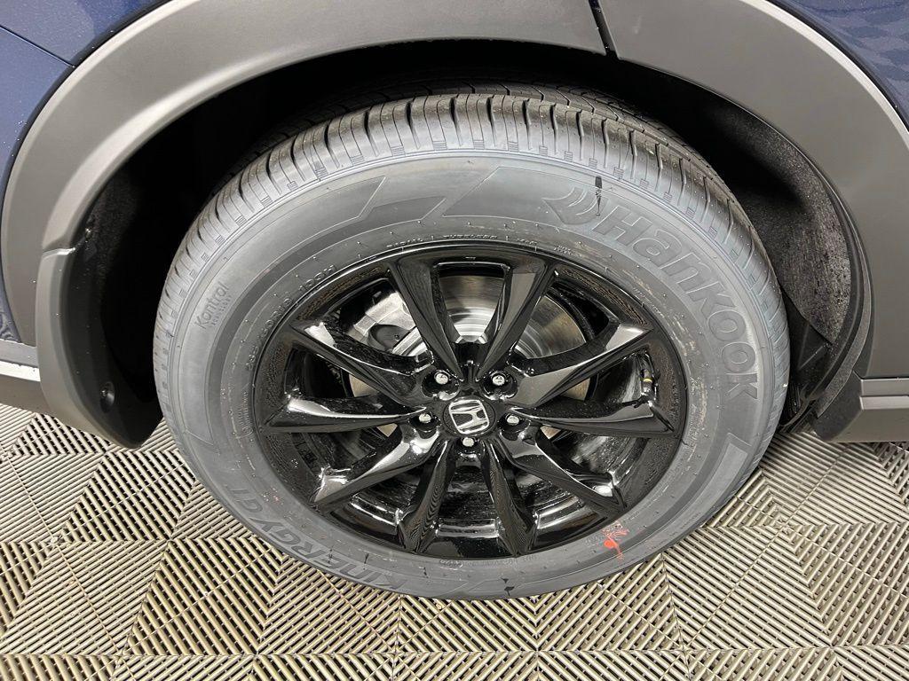 new 2026 Honda CR-V Hybrid car, priced at $40,175