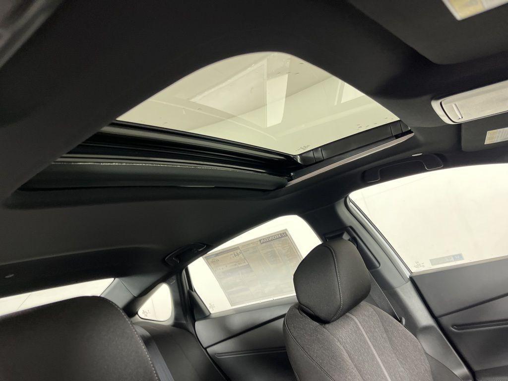 new 2025 Honda Accord Hybrid car, priced at $34,083