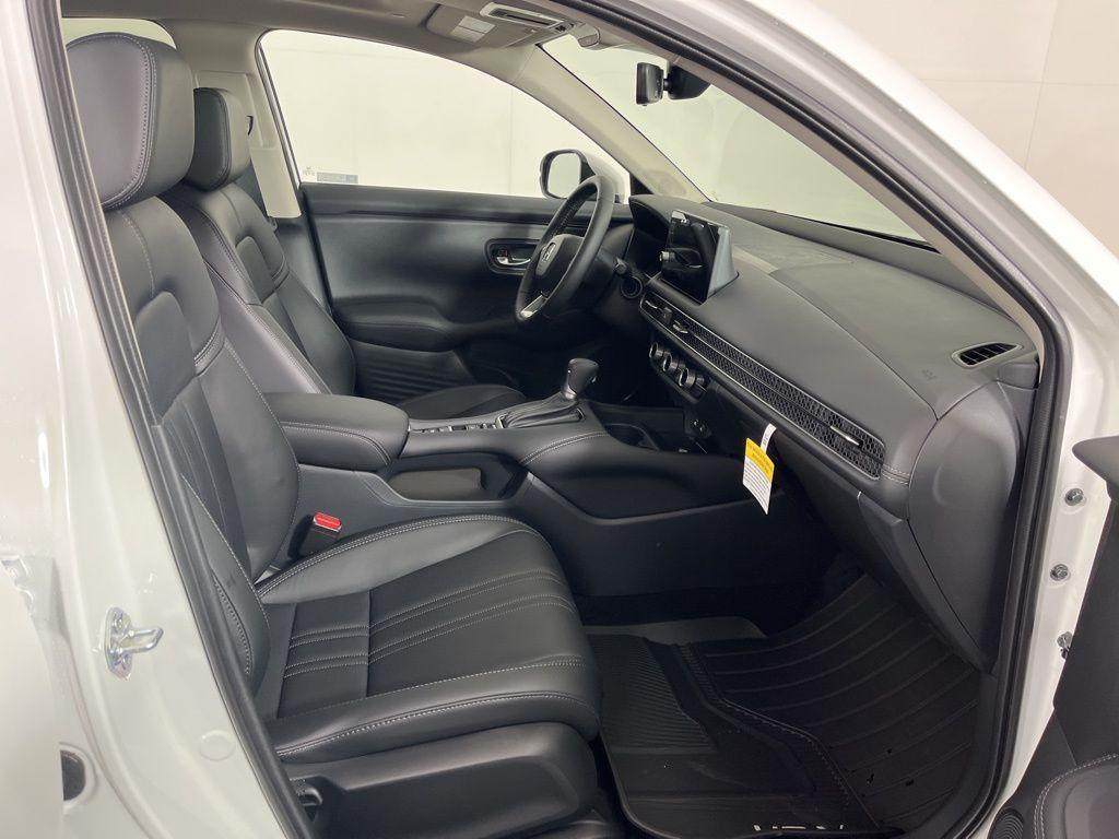 new 2026 Honda HR-V car, priced at $31,900