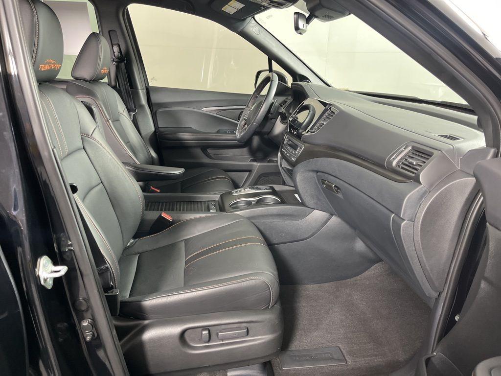 used 2023 Honda Passport car, priced at $35,749