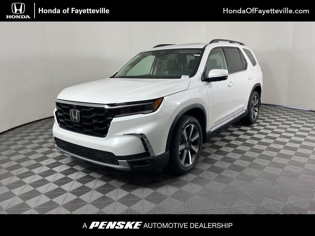 new 2025 Honda Pilot car, priced at $54,930