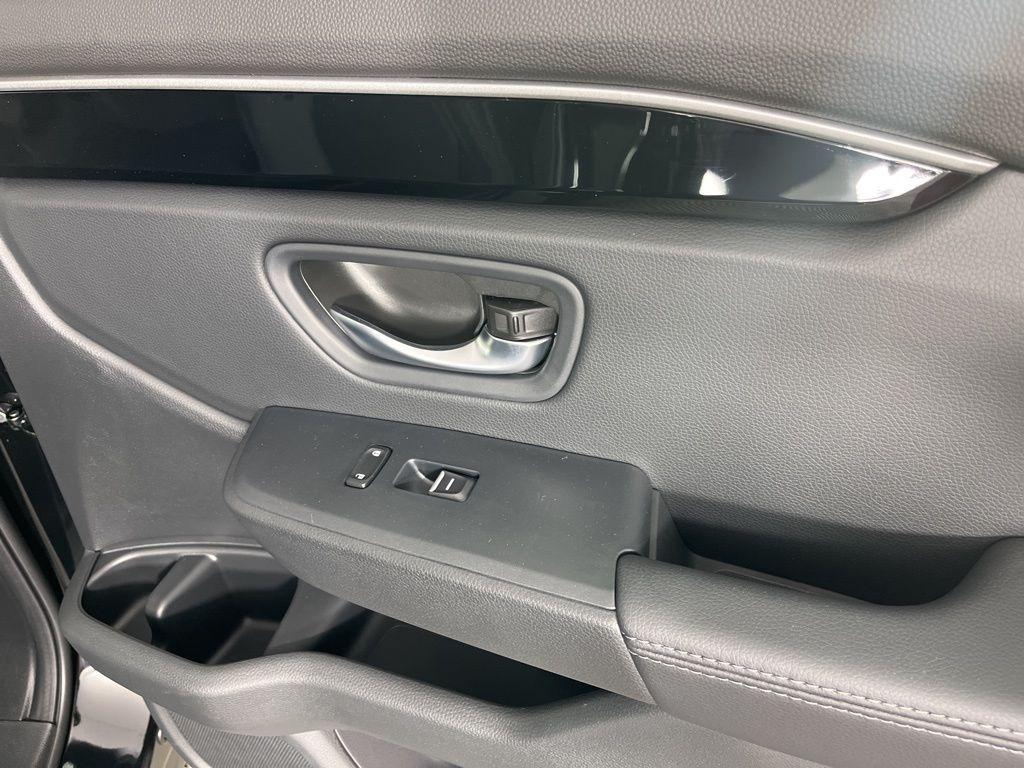 new 2025 Honda Pilot car, priced at $47,050