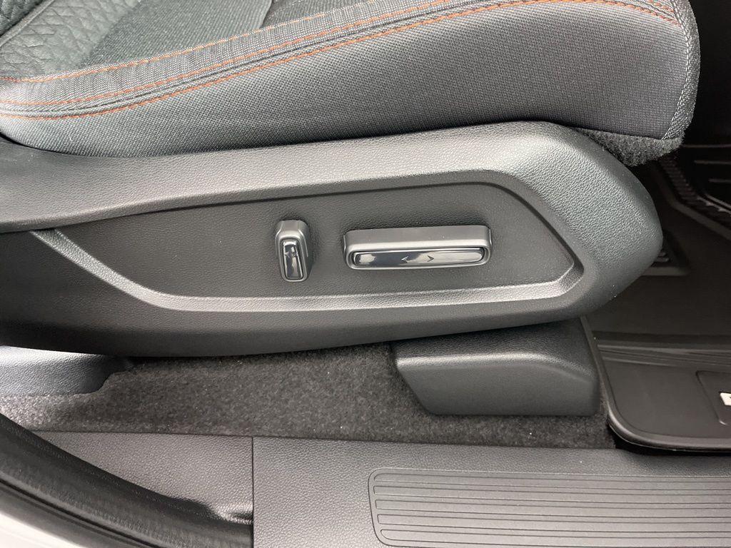 new 2025 Honda Pilot car, priced at $44,250