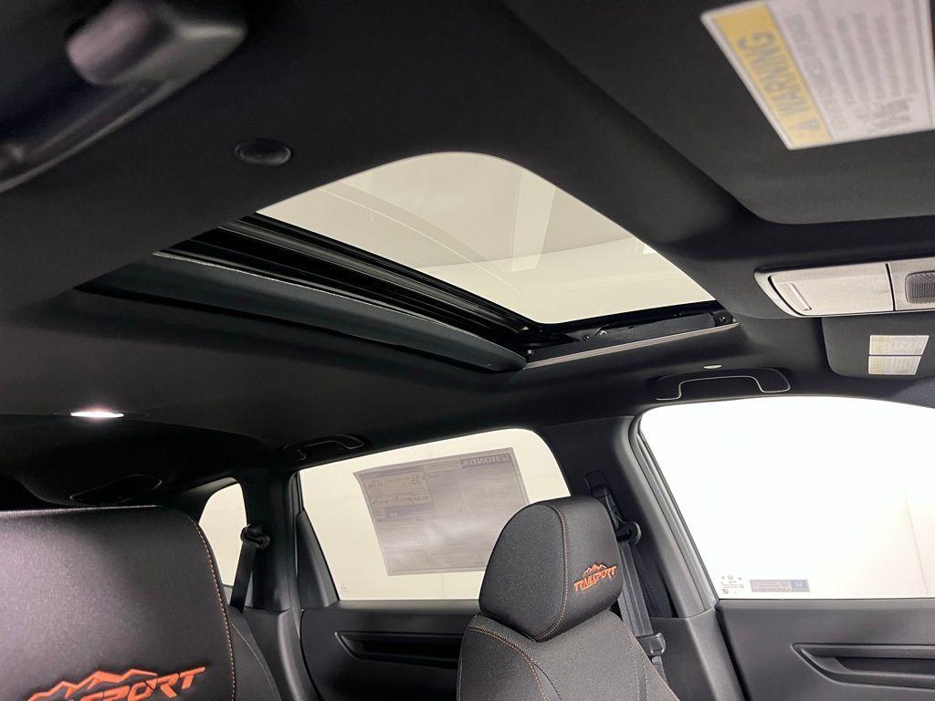 new 2026 Honda CR-V Hybrid car, priced at $40,705