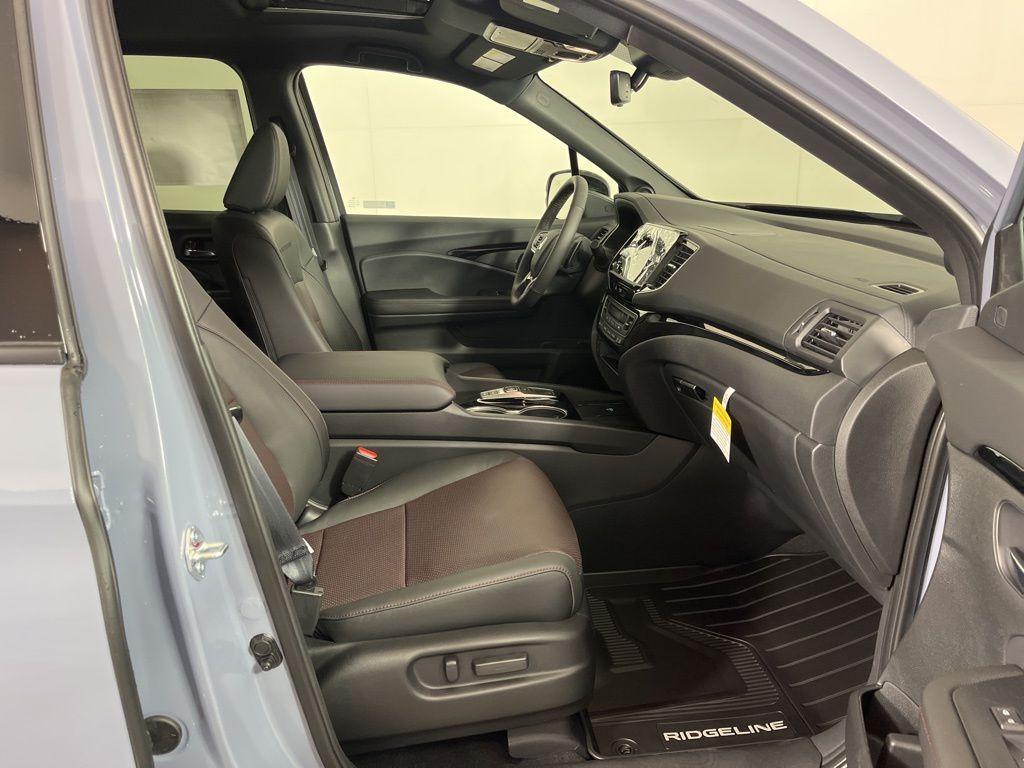new 2025 Honda Ridgeline car, priced at $50,635