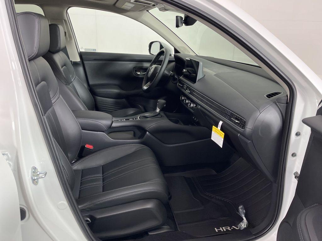 new 2026 Honda HR-V car, priced at $31,900