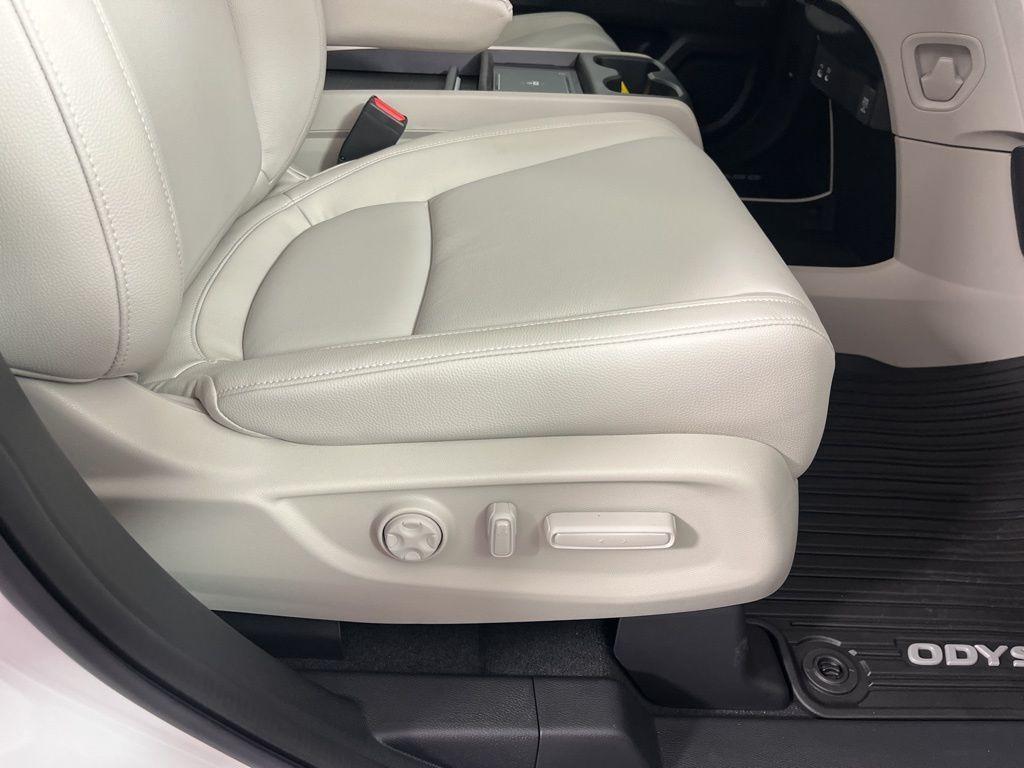 new 2025 Honda Odyssey car, priced at $45,510