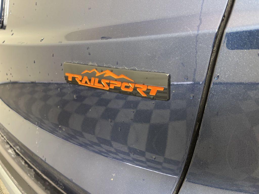 new 2026 Honda CR-V Hybrid car, priced at $40,250