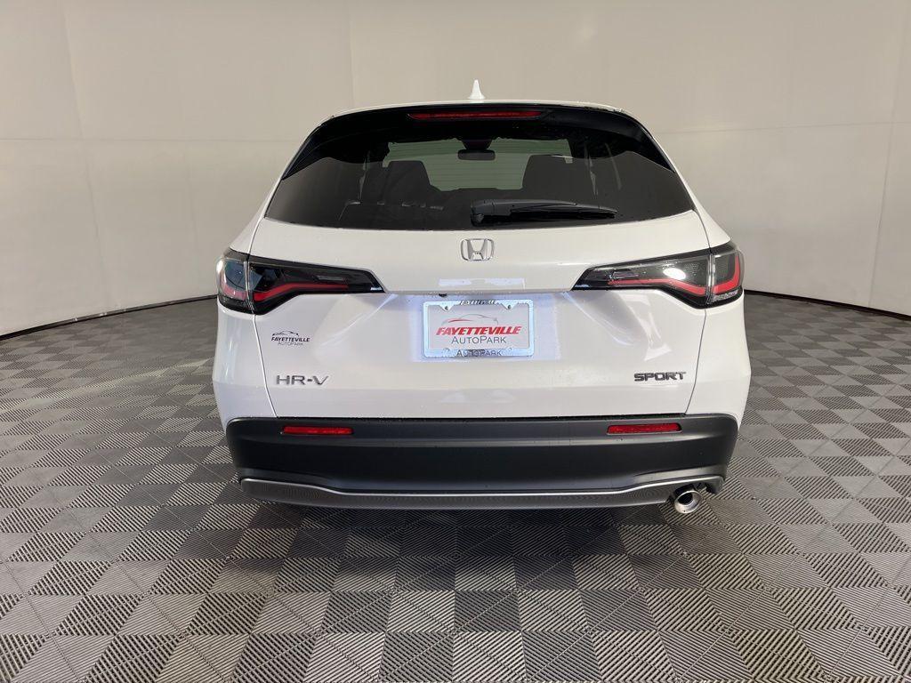 new 2025 Honda HR-V car, priced at $28,137