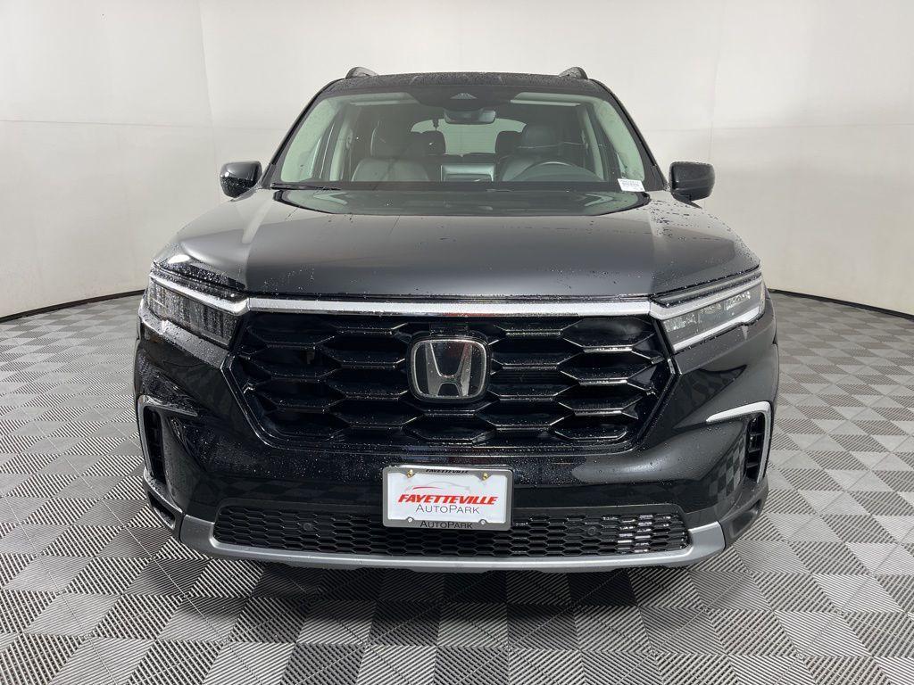 used 2023 Honda Pilot car, priced at $37,432