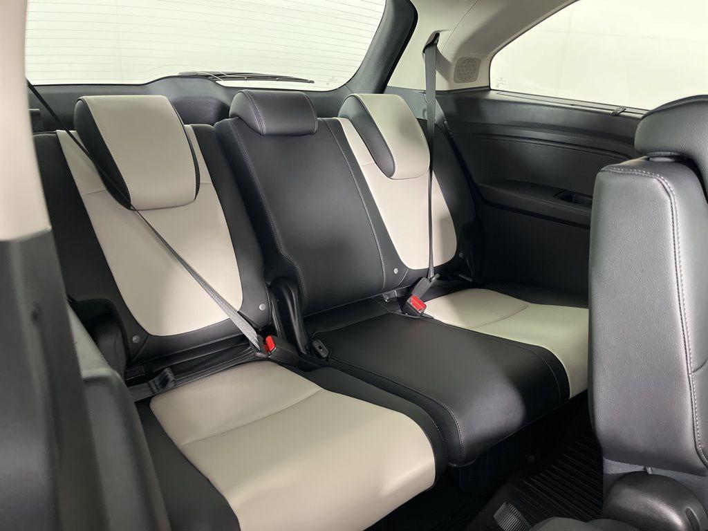 new 2025 Honda Odyssey car, priced at $52,275