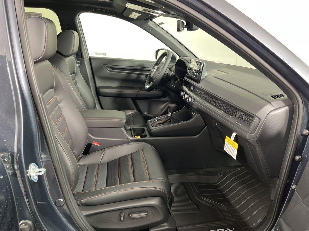 new 2025 Honda CR-V Hybrid car, priced at $38,187