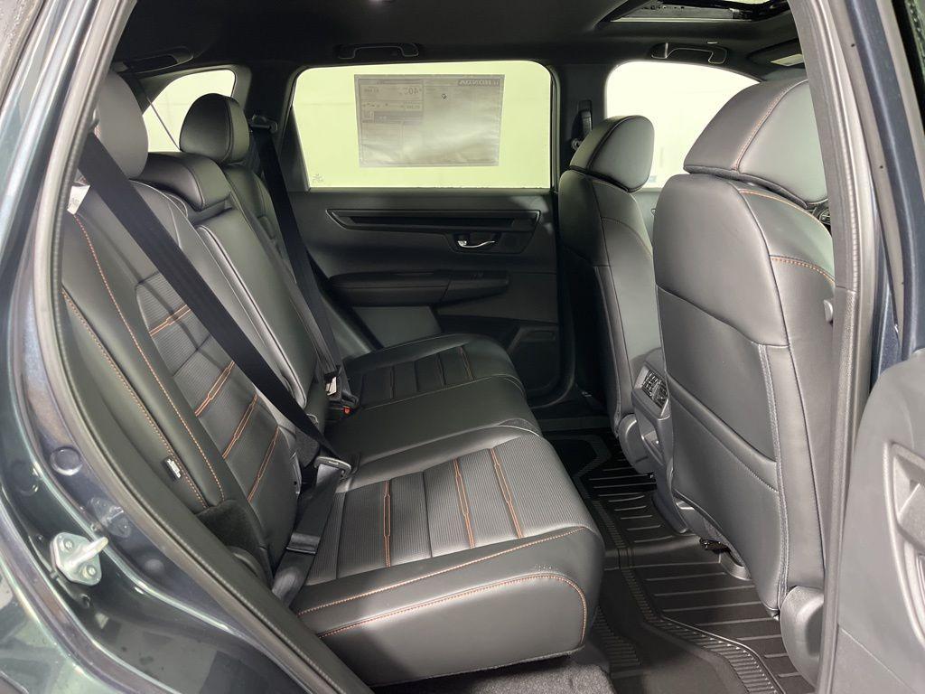 new 2025 Honda CR-V Hybrid car, priced at $38,187