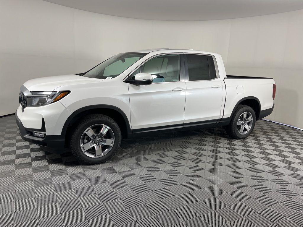 new 2024 Honda Ridgeline car, priced at $41,615