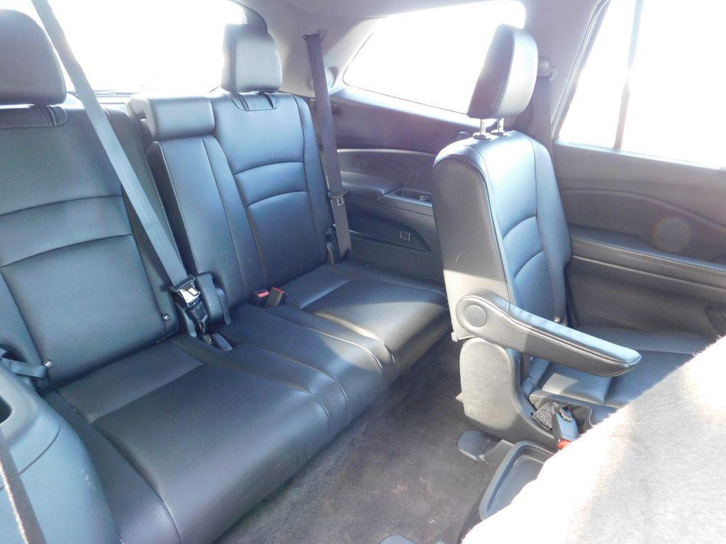 used 2022 Honda Pilot car, priced at $37,912