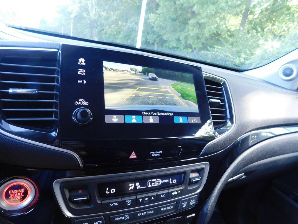used 2022 Honda Pilot car, priced at $37,912