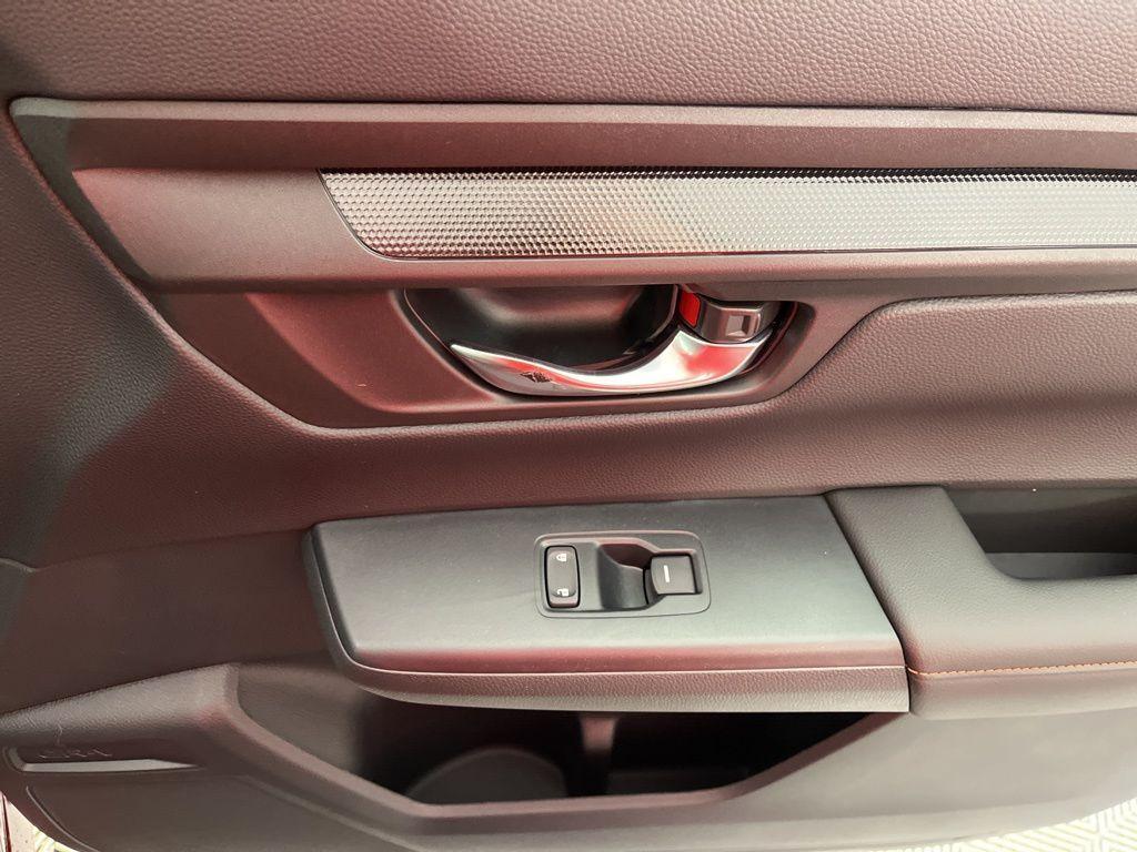 new 2026 Honda CR-V Hybrid car, priced at $40,705