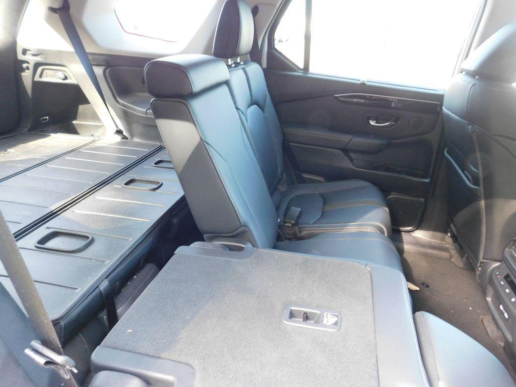 used 2023 Honda Pilot car, priced at $36,936