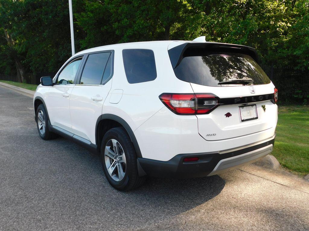 used 2023 Honda Pilot car, priced at $36,936