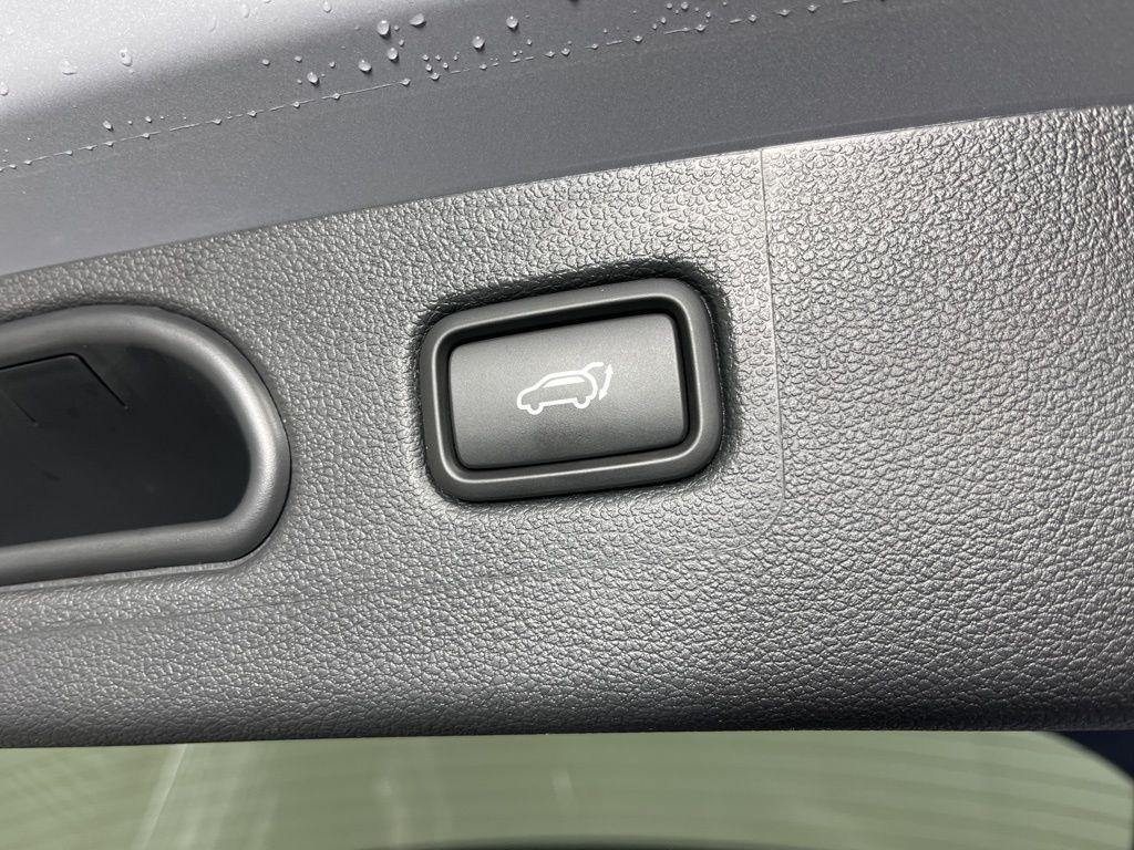 used 2021 Hyundai Tucson car, priced at $20,885