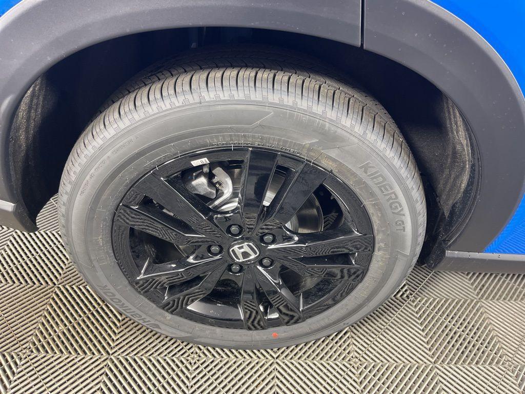 new 2026 Honda HR-V car, priced at $31,405