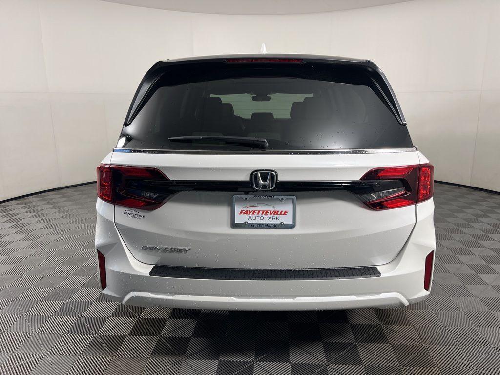 new 2026 Honda Odyssey car, priced at $44,745