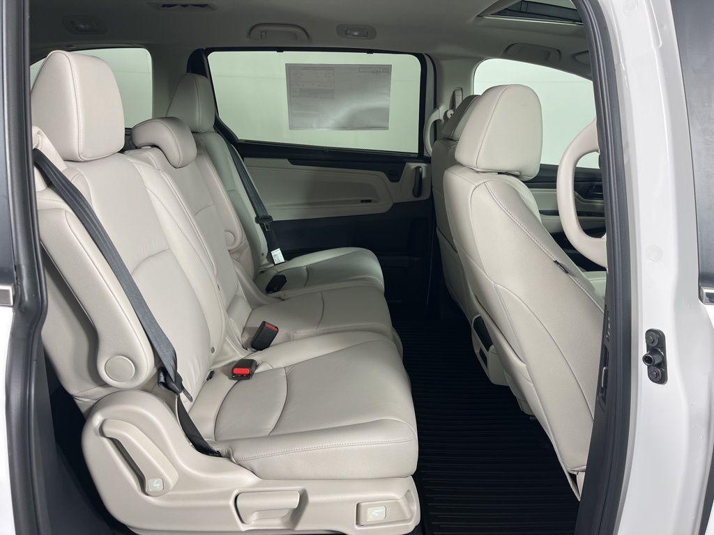 new 2026 Honda Odyssey car, priced at $44,745