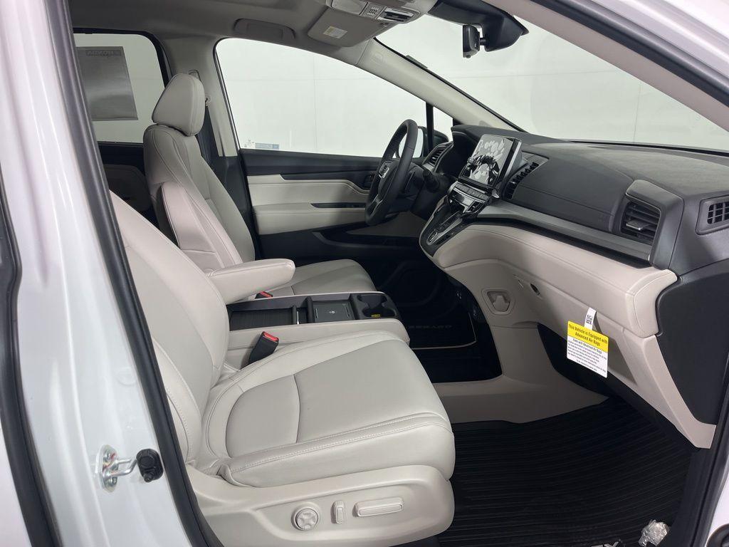 new 2026 Honda Odyssey car, priced at $44,745