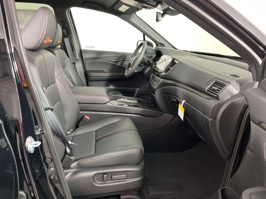 new 2025 Honda Ridgeline car, priced at $45,538