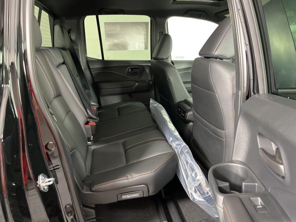 new 2025 Honda Ridgeline car, priced at $45,538