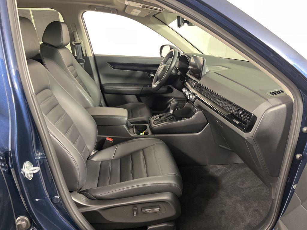 used 2024 Honda CR-V car, priced at $32,955