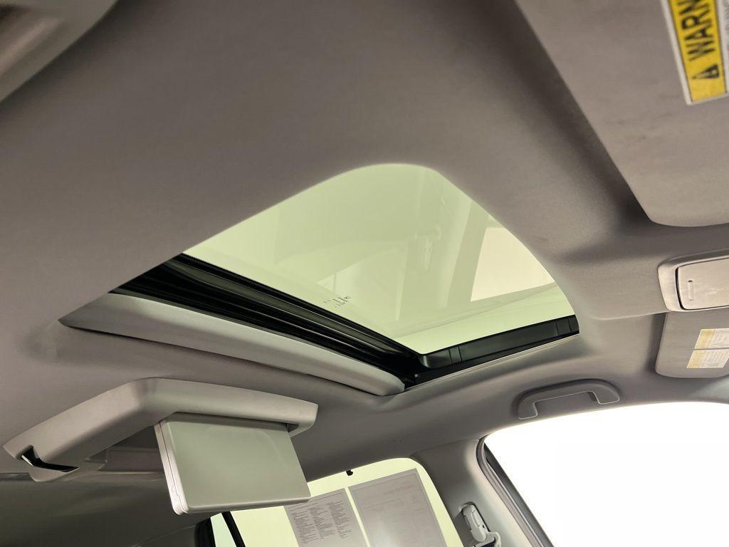 used 2022 Honda Pilot car, priced at $33,500
